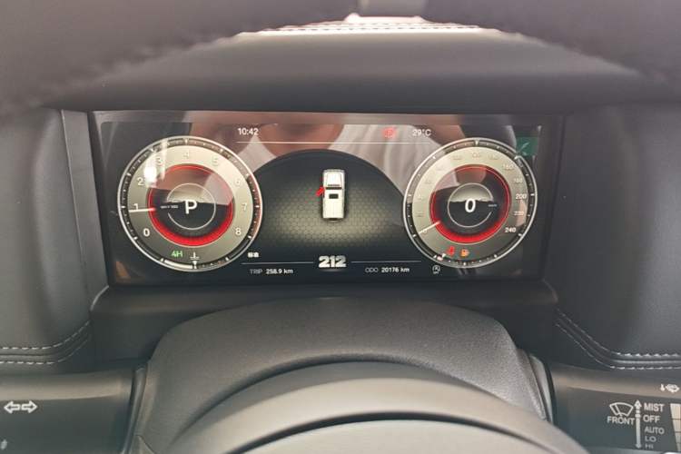 Used 212 T01 2025 2.0T Changfeng Instrument Cluster