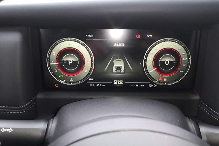 Used 212 T01 2025 2.0T Changfeng Instrument Cluster