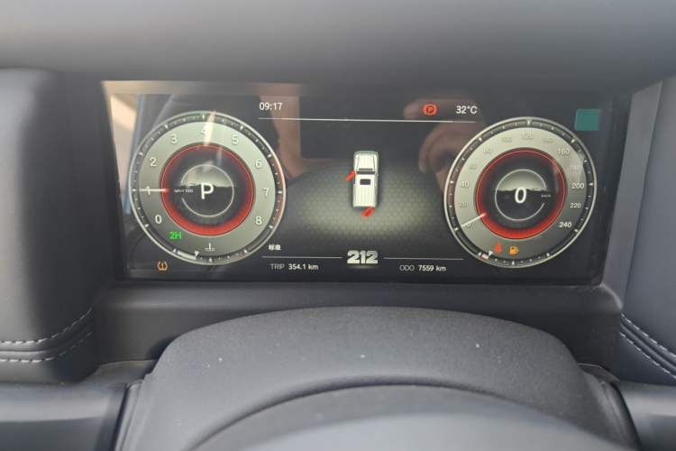 Used 212 T01 2025 2.0T Changfeng Instrument Cluster