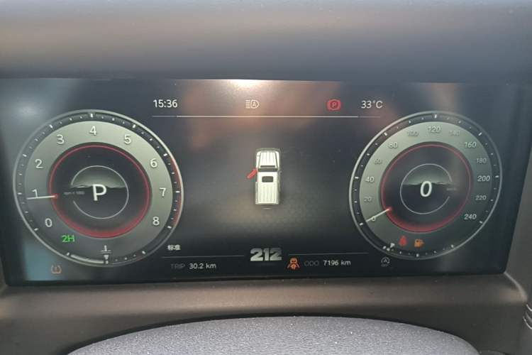 Used 212 T01 2025 2.0T Changfeng Instrument Cluster