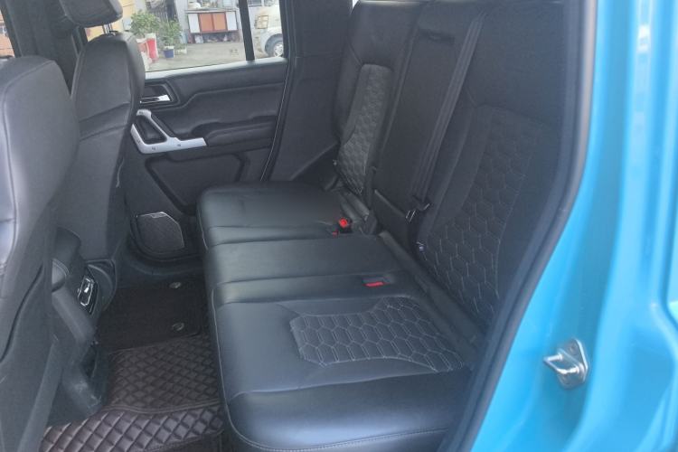 Used 212 T01 2025 2.0T Changfeng Interior 1