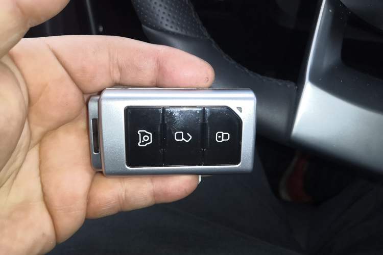 Used 212 T01 2025 2.0T Changfeng Interior 1