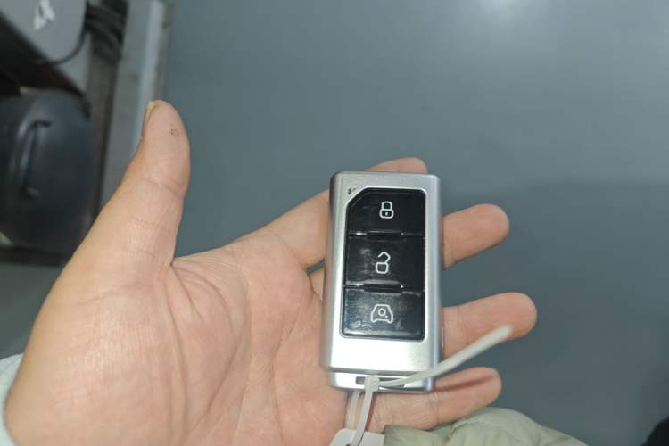 Used 212 T01 2025 2.0T Changfeng Interior 1