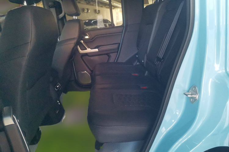 Used 212 T01 2025 2.0T Changfeng Interior 4
