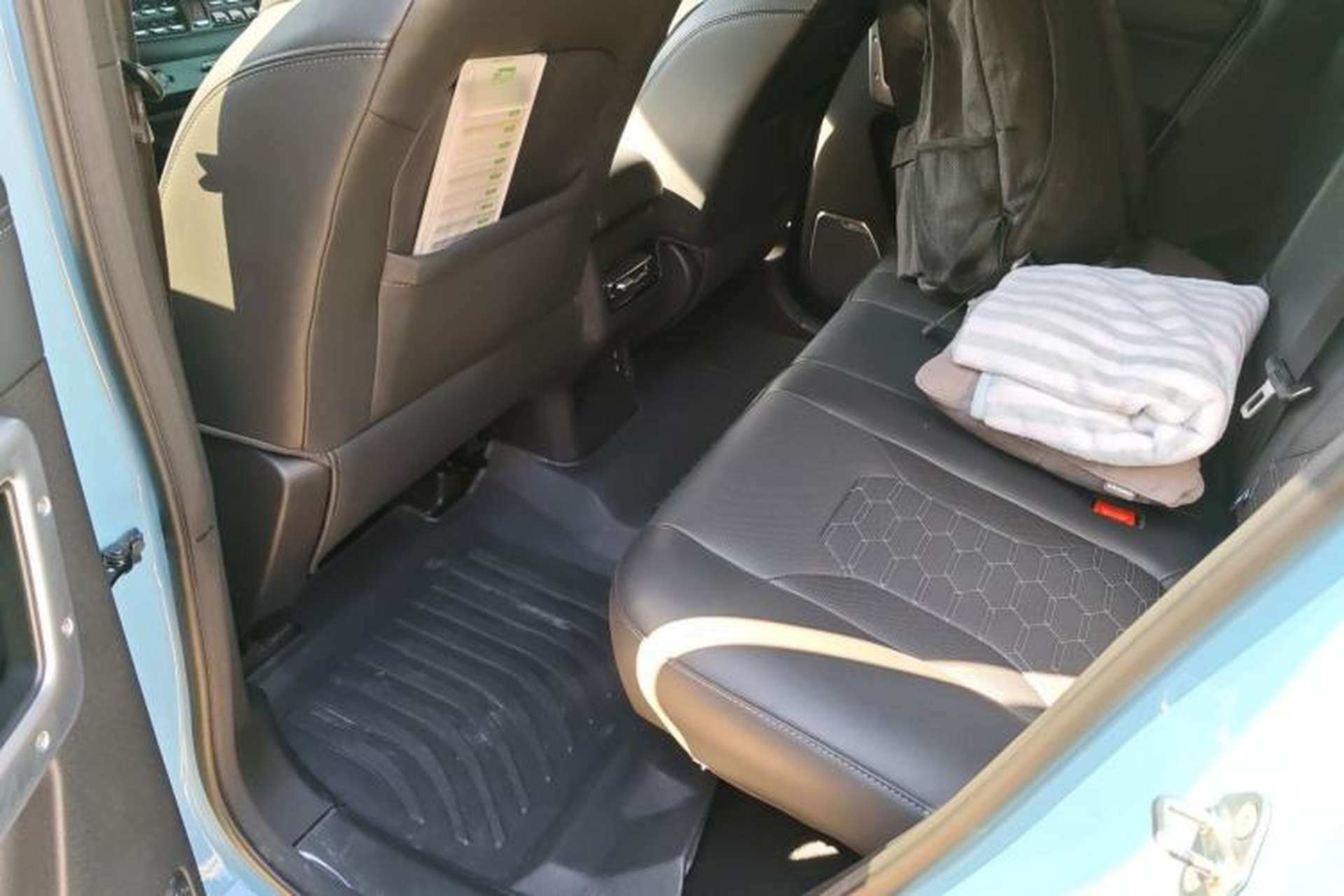 Used 212 T01 2025 2.0T Changfeng Interior 4