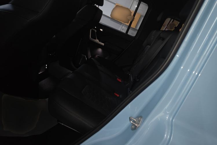Used 212 T01 2025 2.0T Changfeng Interior 4