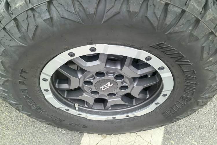 Used 212 T01 2025 2.0T Changfeng Interior 6