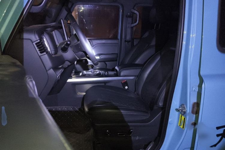 Used 212 T01 2025 2.0T Changfeng Left Front Seat