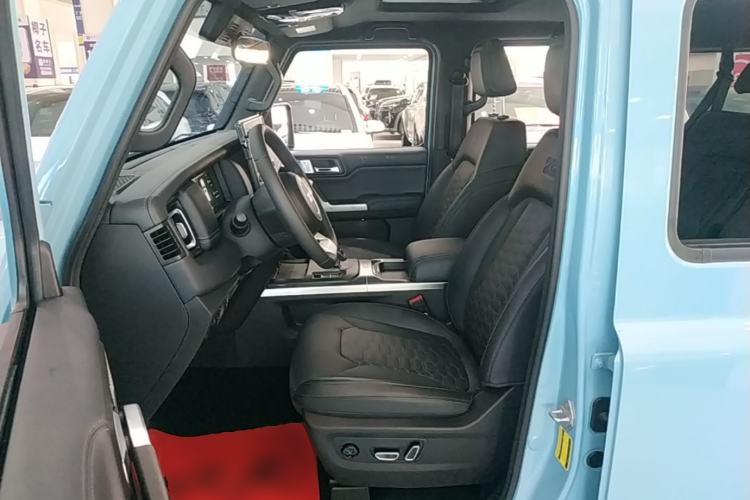 Used 212 T01 2025 2.0T Changfeng Left Front Seat