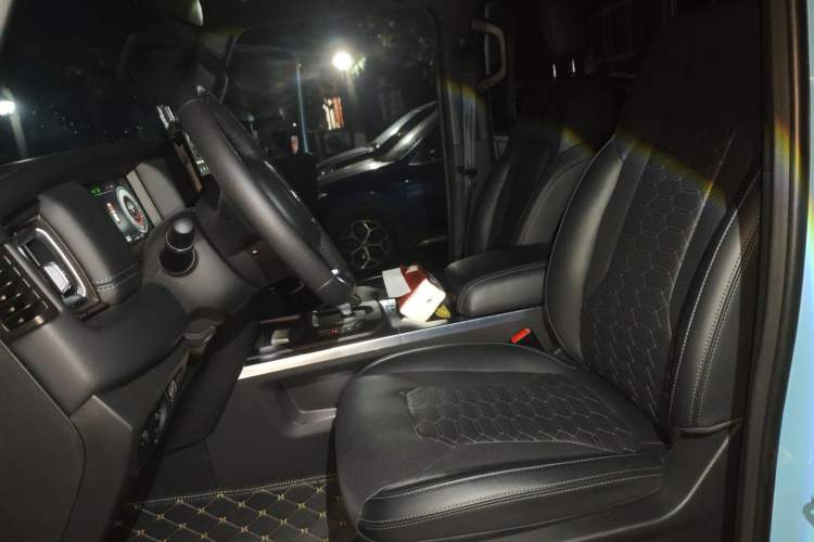 Used 212 T01 2025 2.0T Changfeng Left Front Seat