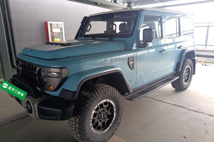 Used 212 T01 2025 2.0T Changfeng Guazi used car, China used car export, Used car for sale, Used cars, Cheapest cars for sale