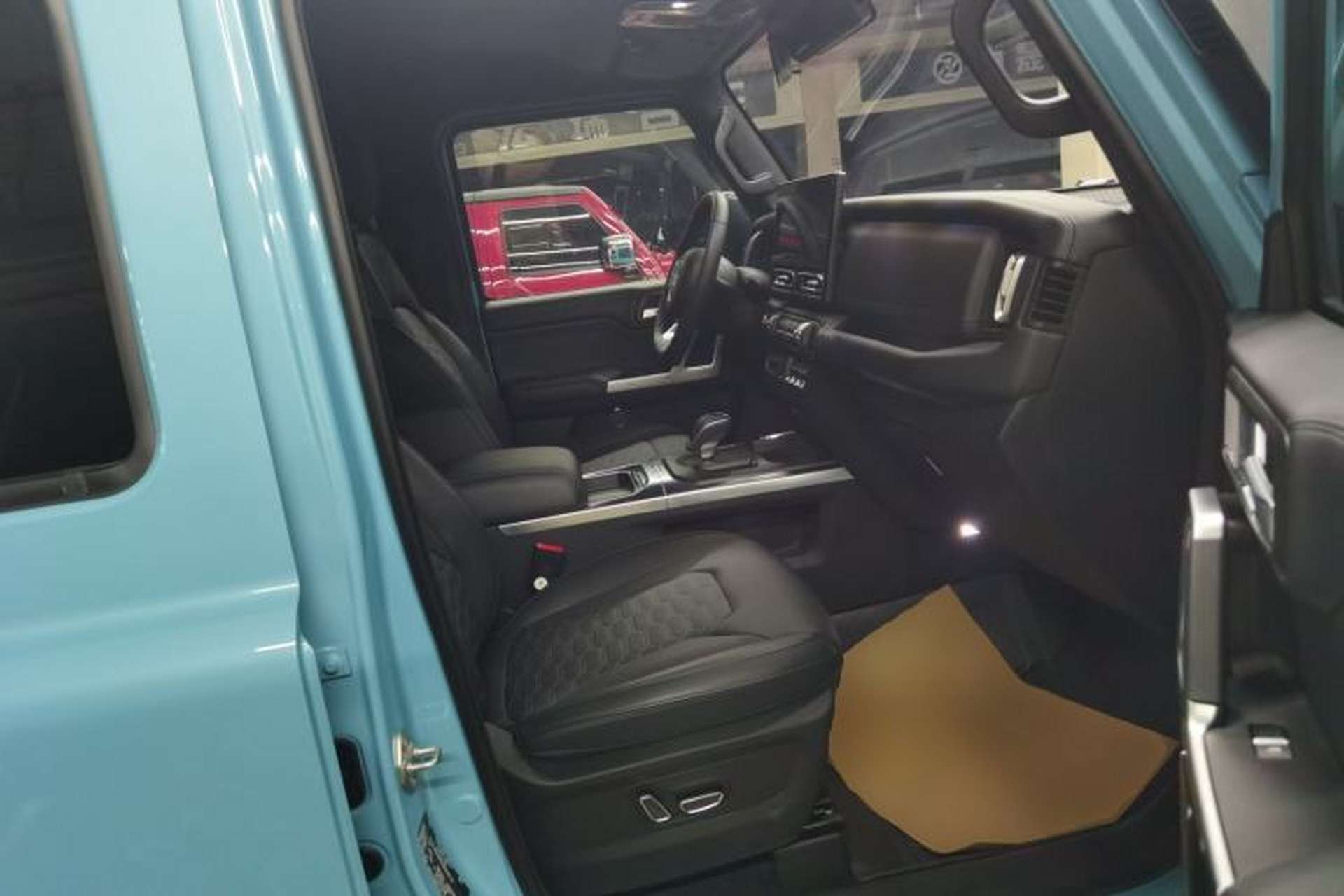 Used 212 T01 2025 2.0T Changfeng Right Front Seat