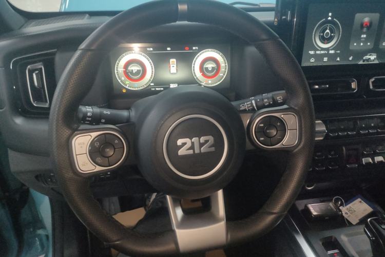 Used 212 T01 2025 2.0T Changfeng Steering Wheel