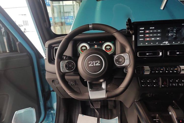 Used 212 T01 2025 2.0T Changfeng Steering Wheel