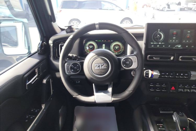 Used 212 T01 2025 2.0T Changfeng Steering Wheel