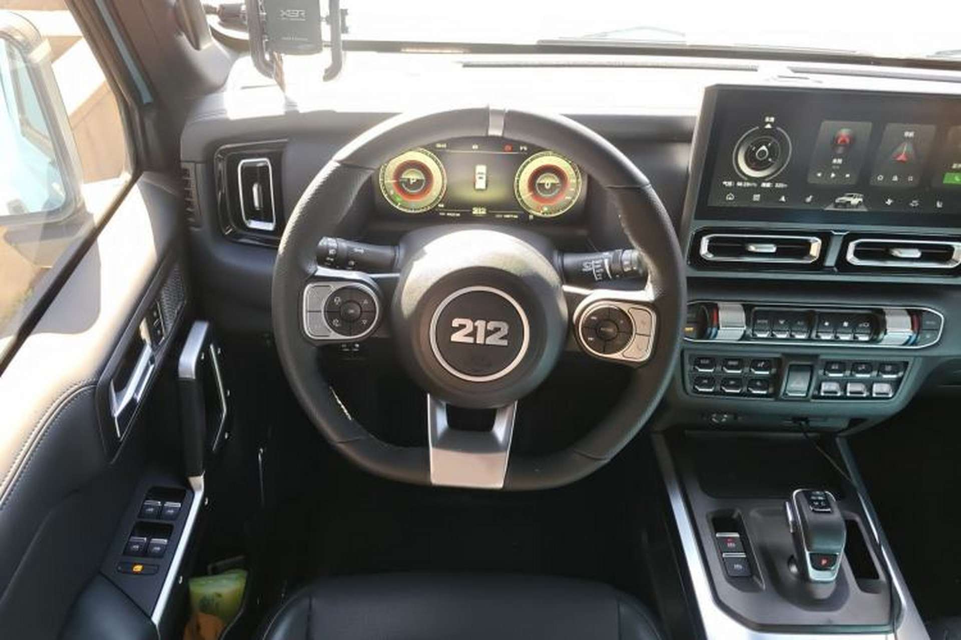Used 212 T01 2025 2.0T Changfeng Steering Wheel
