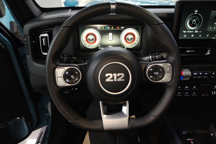 Used 212 T01 2025 2.0T Changfeng Steering Wheel