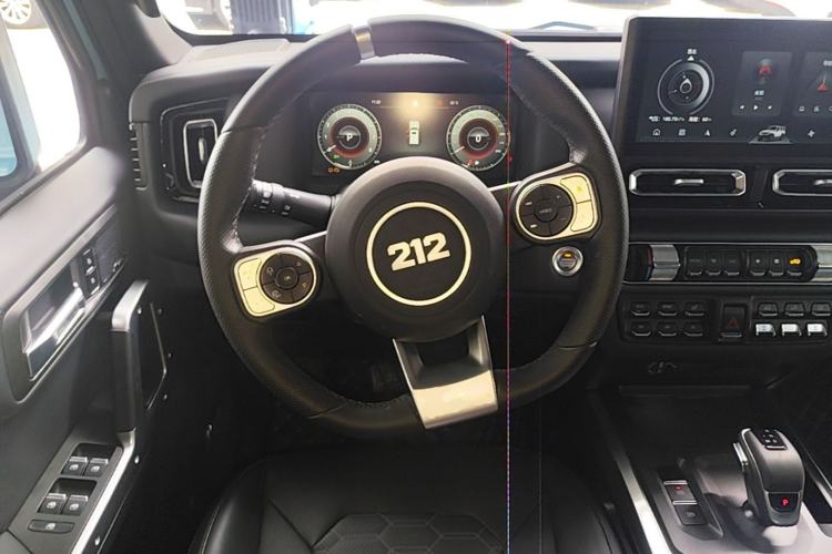 Used 212 T01 2025 2.0T Changfeng Steering Wheel