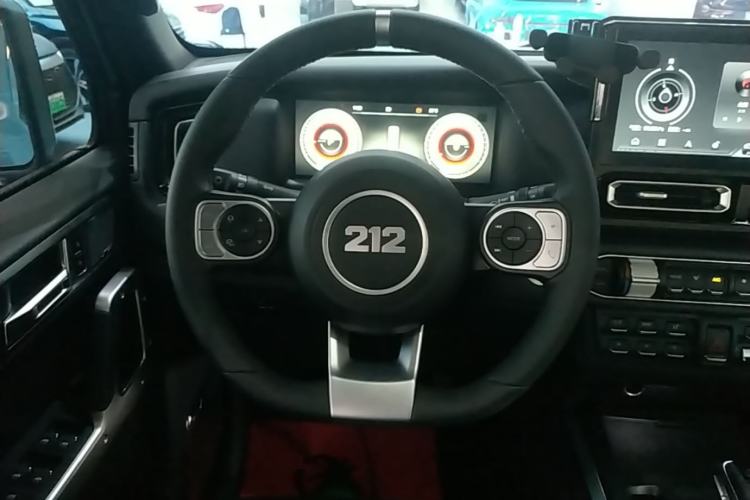 Used 212 T01 2025 2.0T Changfeng Steering Wheel