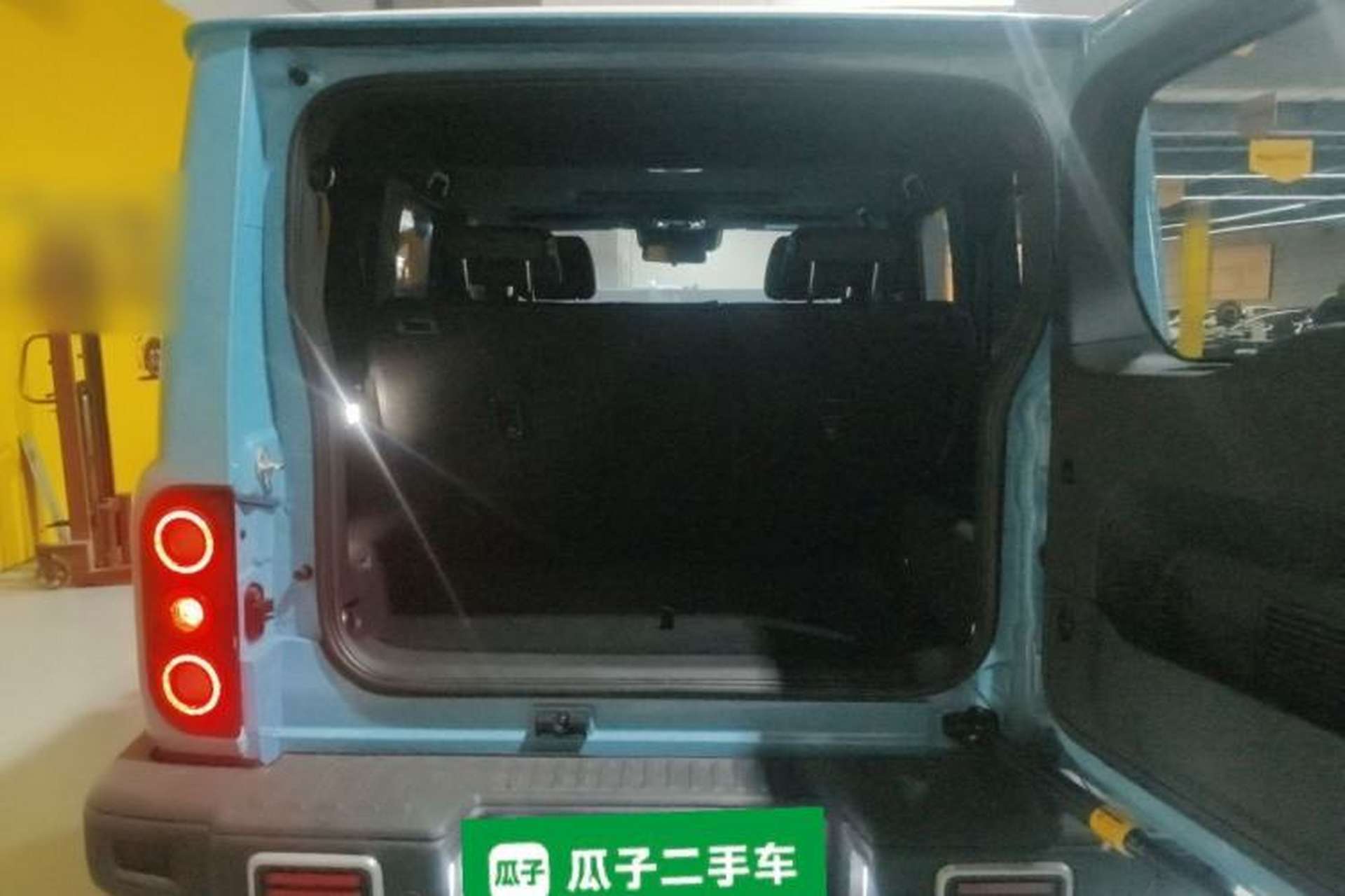 Used 212 T01 2025 2.0T Changfeng Trunk