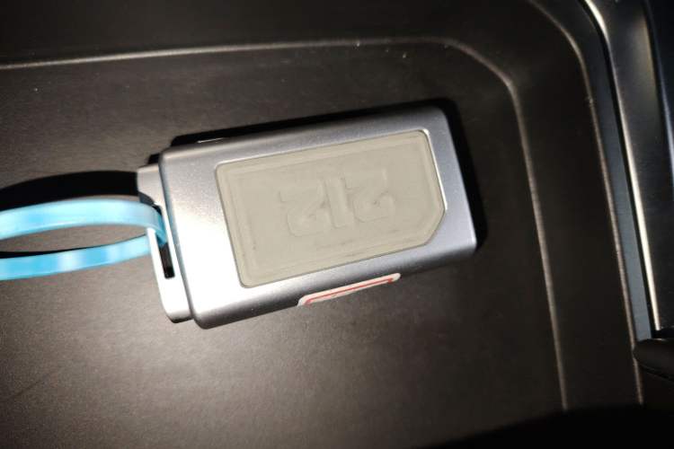 Used 212 T01 2025 2.0T Changfeng Vehicle Key