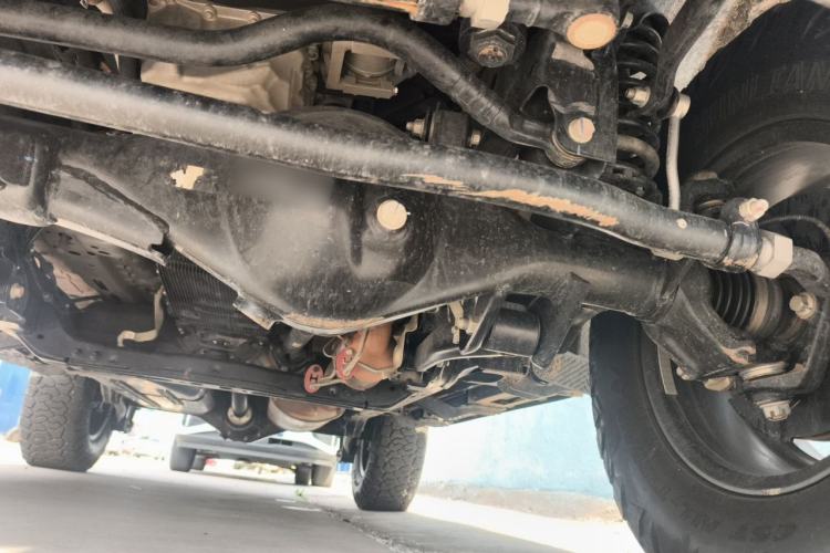 Used 212 T01 2025 2.0T Changfeng Chassis Front