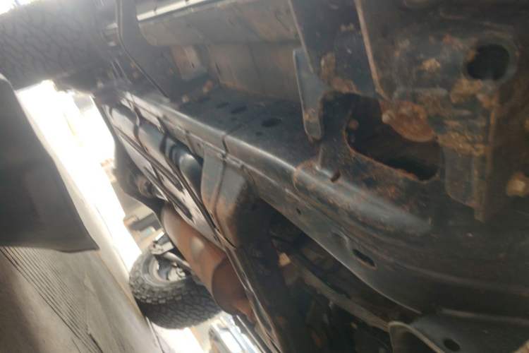 Used 212 T01 2025 2.0T Changfeng Chassis Front Right