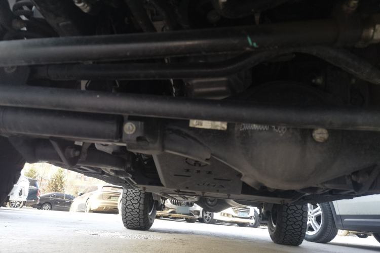 Used 212 T01 2025 2.0T Changfeng Chassis Front