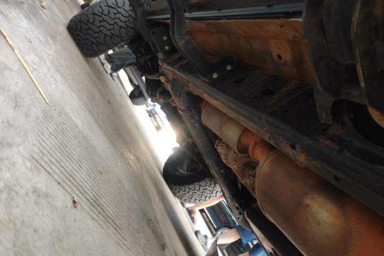 Used 212 T01 2025 2.0T Changfeng Chassis Rear Left