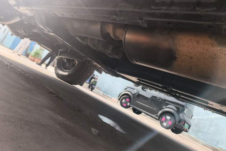 Used 212 T01 2025 2.0T Changfeng Chassis Rear Left