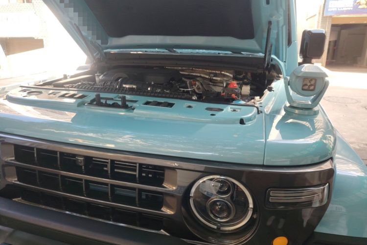 Used 212 T01 2025 2.0T Changfeng Engine Bay Left