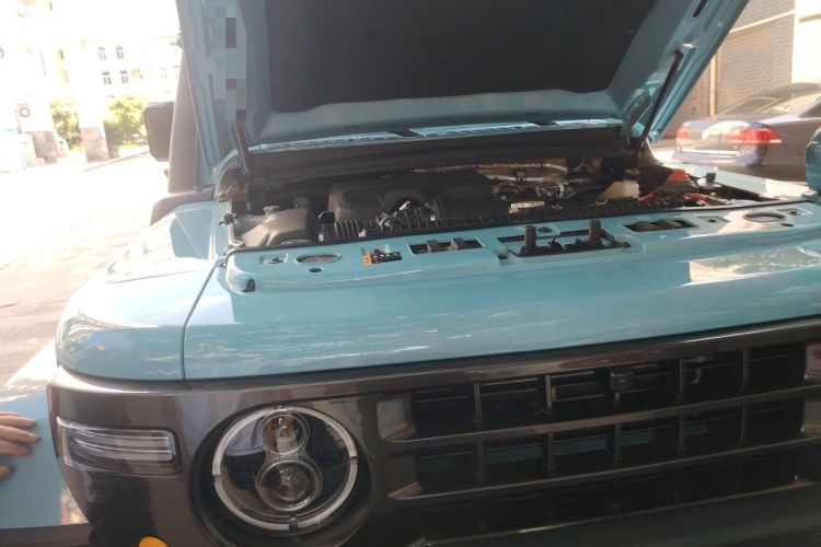 Used 212 T01 2025 2.0T Changfeng Engine Bay Right
