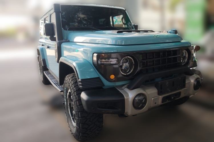 Used 212 T01 2025 2.0T Changfeng Front Right 45 Deg