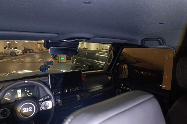 Used 212 T01 2025 2.0T Changfeng Headliner