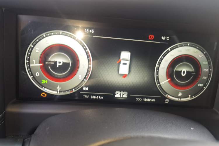 Used 212 T01 2025 2.0T Changfeng Instrument Cluster