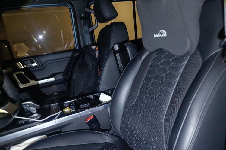Used 212 T01 2025 2.0T Changfeng Left Front Seat
