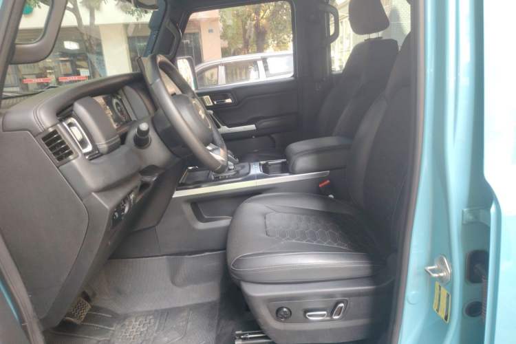 Used 212 T01 2025 2.0T Changfeng Left Front Seat