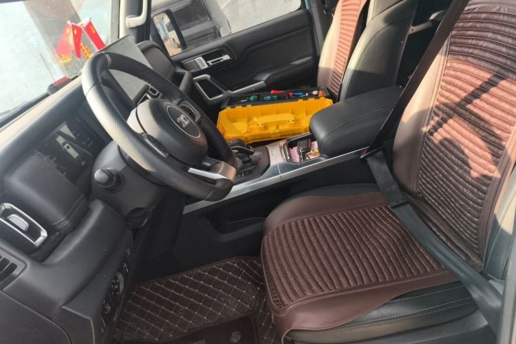 Used 212 T01 2025 2.0T Changfeng Left Front Seat