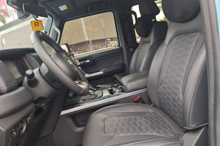 Used 212 T01 2025 2.0T Changfeng Left Front Seat
