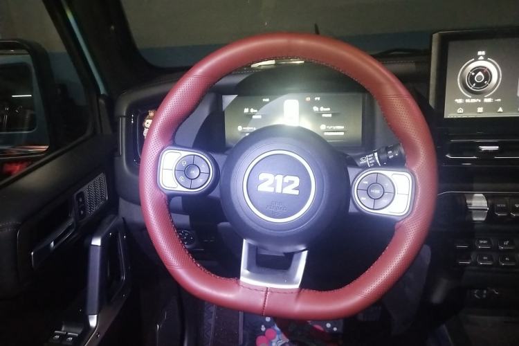 Used 212 T01 2025 2.0T Changfeng Steering Wheel