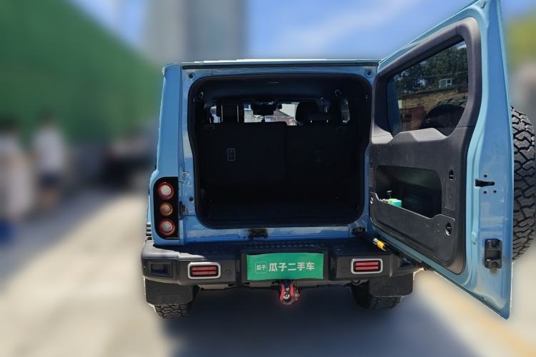 Used 212 T01 2025 2.0T Changfeng Trunk