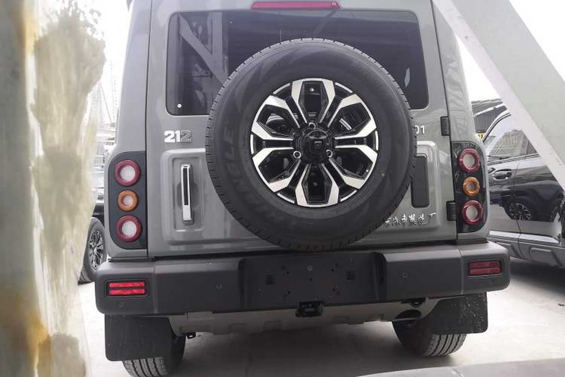 Used 212 T01 2025 Model 2.0T Diesel Exterior 4