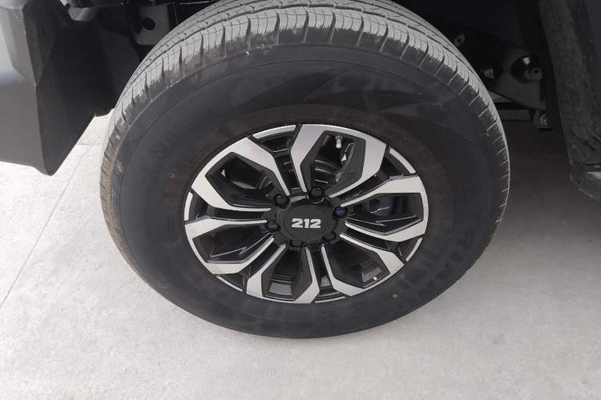 Used 212 T01 2025 Model 2.0T Diesel Exterior 7