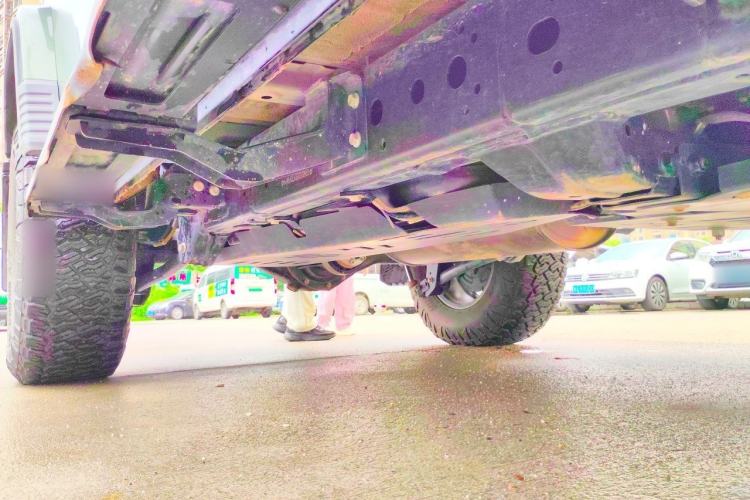 Used 212 T01 2025 2.0T Changfeng Chassis Front Right