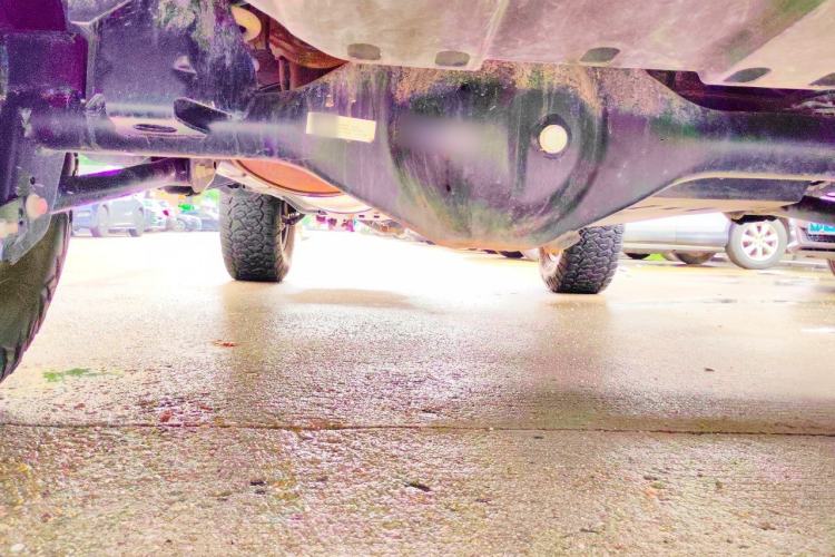 Used 212 T01 2025 2.0T Changfeng Chassis Rear