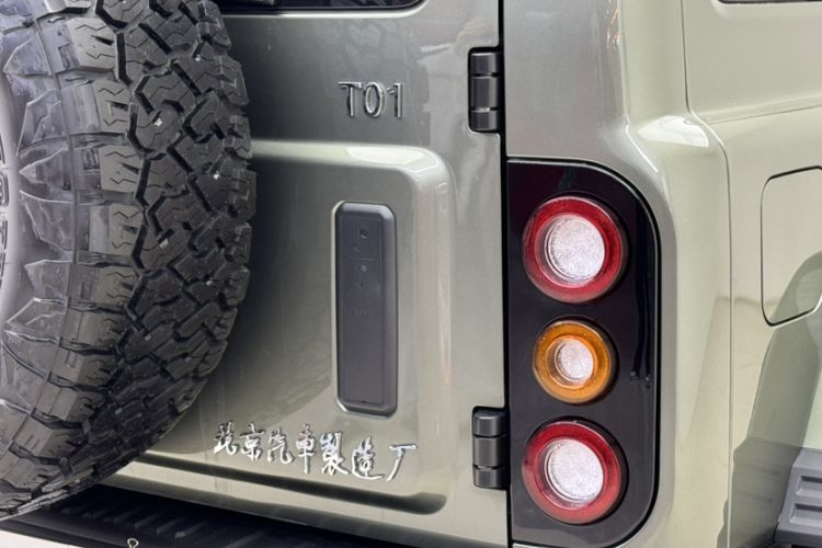 Used 212 T01 2025 2.0T Changfeng Exterior 8