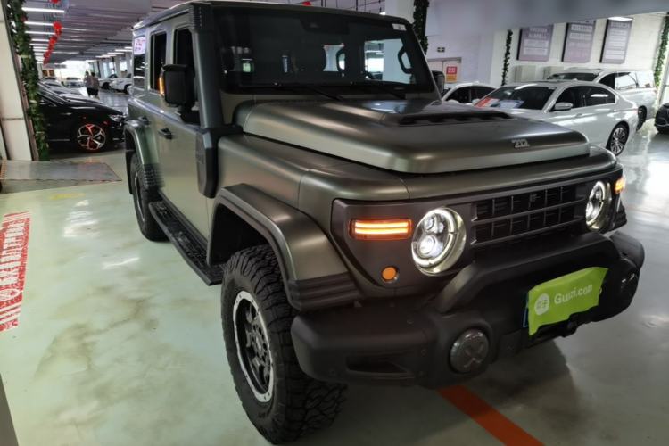 Used 212 T01 2025 2.0T Changfeng Front Right 45 Deg