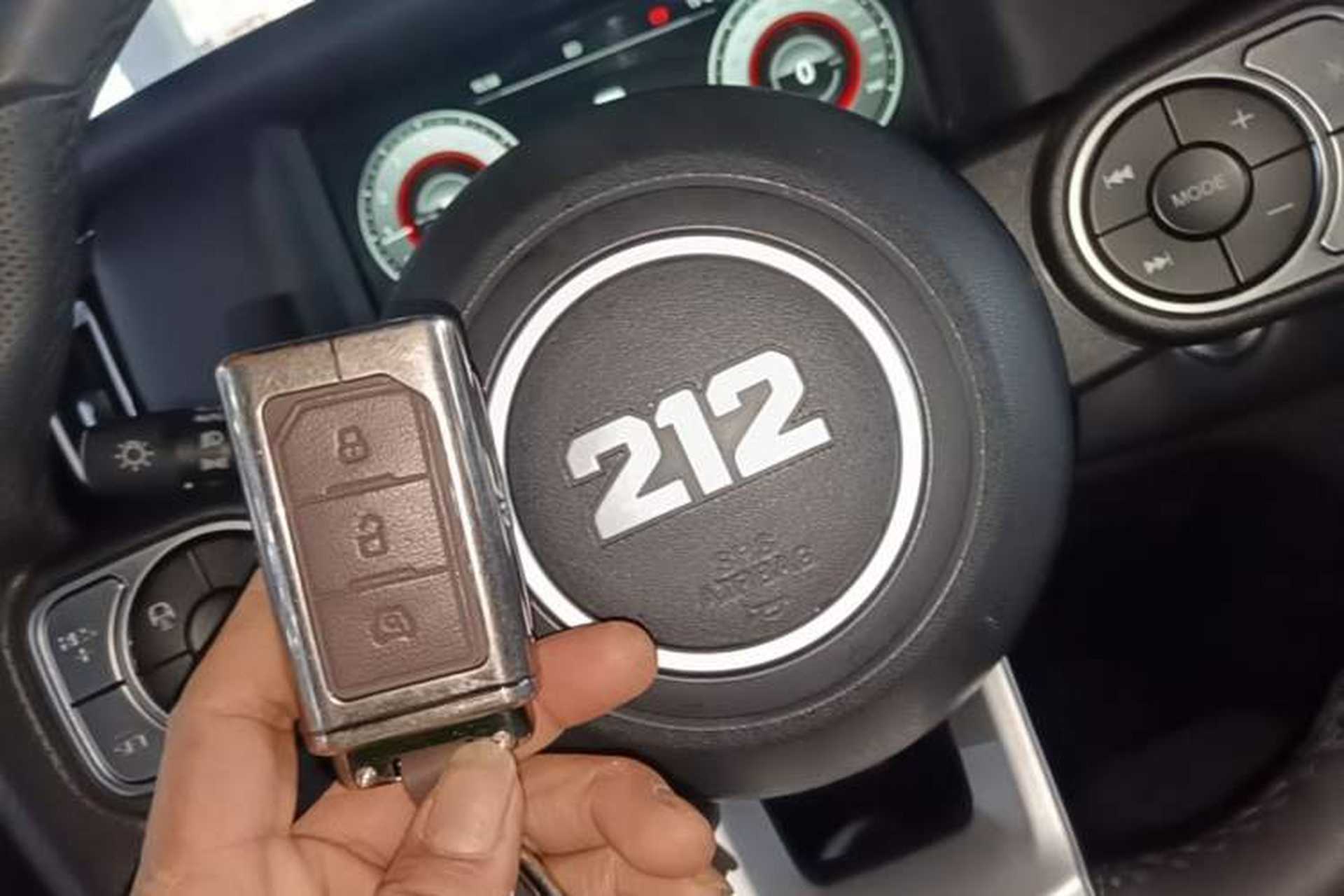 Used 212 T01 2025 2.0T Changfeng Interior 1