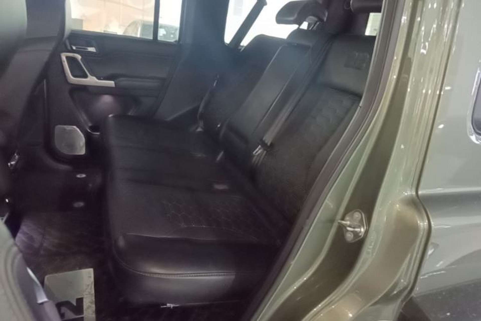Used 212 T01 2025 2.0T Changfeng Left Rear Seat