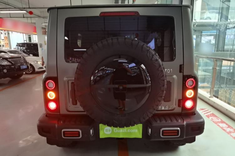 Used 212 T01 2025 2.0T Changfeng Rear